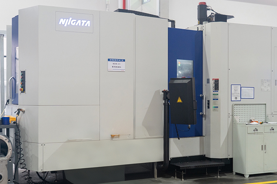 Apparatus Machining Centra